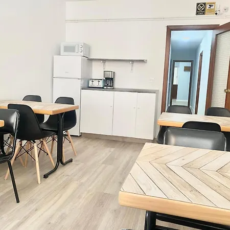 Casa de hóspedes La Sierra Cabárceno Saron